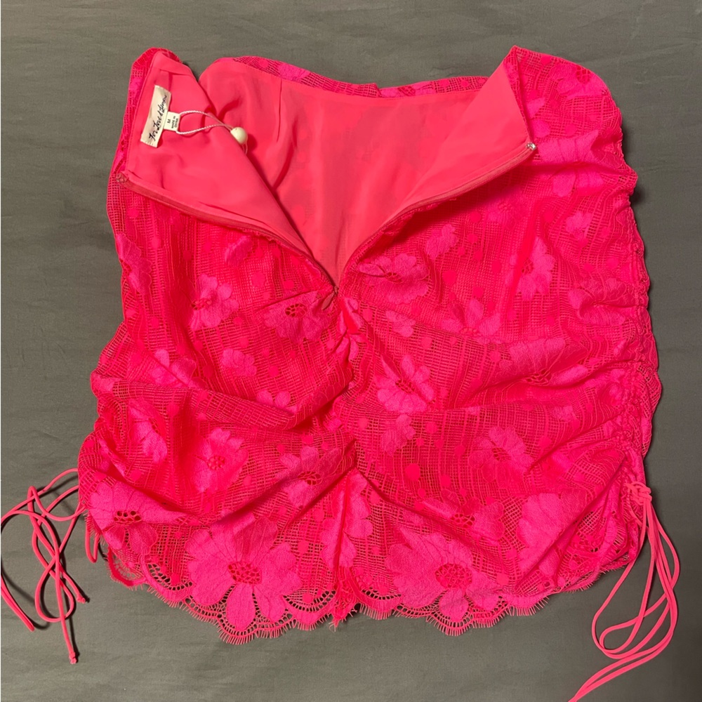 Sold ❤️NWT For Love & Lemons Avalon Neon Pink Mini Skirt - Picture 7 of 7